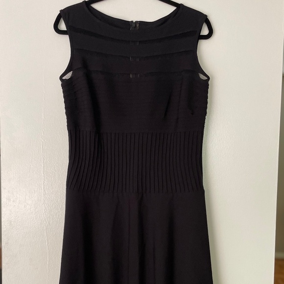 Tadashi Shoji Black Cocktail Dres Size Large - Picture 1 of 4